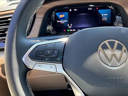 Certified 2026 Volkswagen Atlas SE AWD/4WD image 24