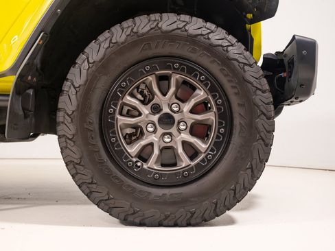 Used 2023 Jeep Wrangler Unlimited Rubicon 392 w/ Trailer Tow Package AWD/4WD image 12