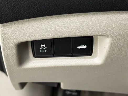 Used 2019 INFINITI Q50 Luxe w/ Essential Package (3.0T Luxe) image 25