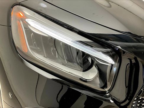 Certified 2024 Mercedes-Benz GLB 250 image 32