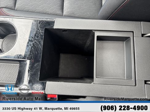 Used 2025 Chevrolet Equinox RS w/ Safety and Technology Package AWD/4WD image 20