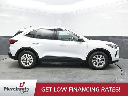 Used 2023 Ford Escape Active AWD/4WD image 9