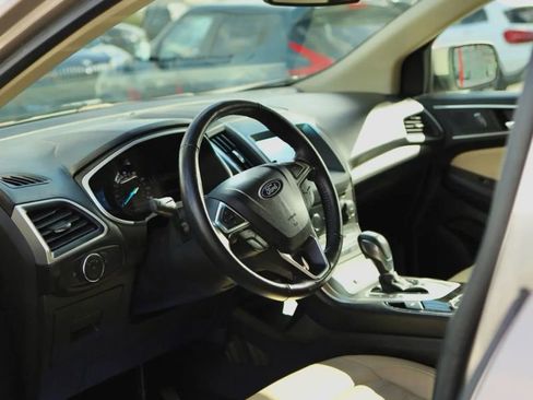 Used 2017 Ford Edge SEL w/ Equipment Group 201A image 32