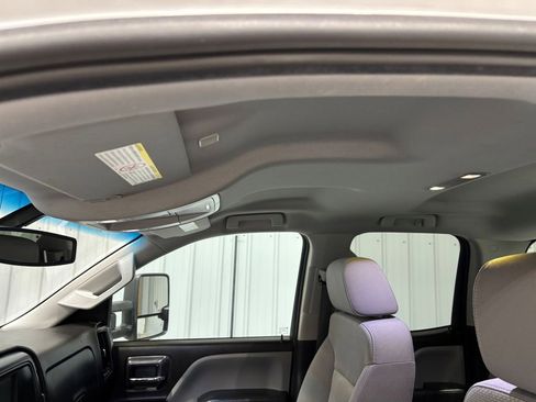 Used 2019 Chevrolet Silverado 2500 W/T image 15