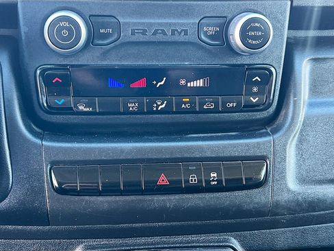 Used 2023 RAM ProMaster 2500 image 25