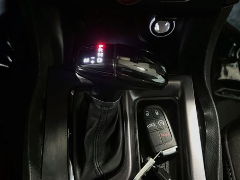 Used 2016 Dodge Charger R/T w/ Navigation & Travel Group RWD image 13