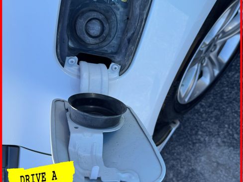 Used 2023 Dodge Charger SXT image 14