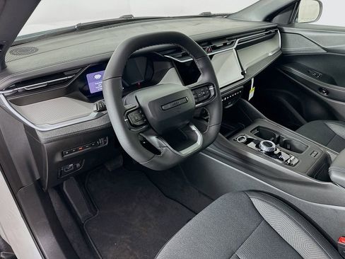 New 2026 Jeep Cherokee Laredo image 13