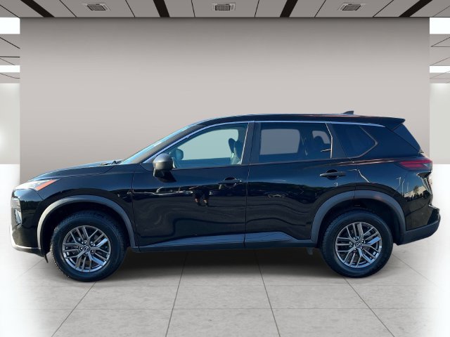 Used 2024 Nissan Rogue S AWD/4WD image 7