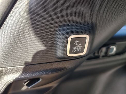 New 2025 Jeep Grand Cherokee Limited image 14