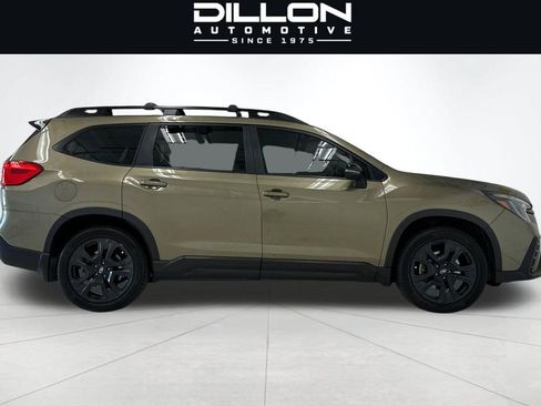 Used 2023 Subaru Ascent Onyx Edition AWD/4WD image 3