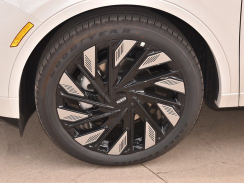 New 2026 Lincoln Nautilus Black Label w/ Jet Appearance Package image 41