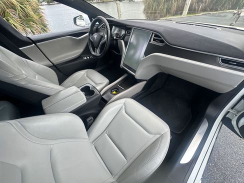 Used 2016 Tesla Model S 90D image 14