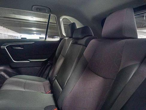 Certified 2024 Toyota RAV4 XLE FWD image 20