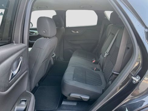 Used 2022 Chevrolet Blazer LT FWD image 23