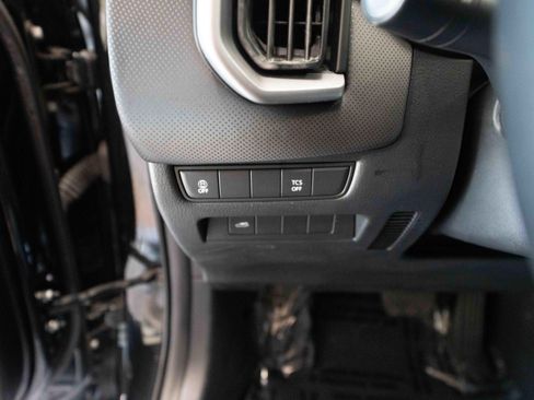 Used 2025 MAZDA CX-50 AWD 2.5 S w/ Preferred Package image 11