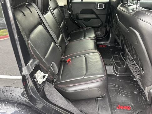Used 2020 Jeep Wrangler Unlimited Rubicon AWD/4WD image 17