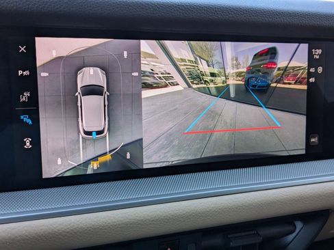 Used 2025 Porsche Cayenne image 19