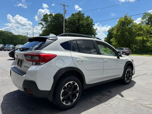 Used 2023 Subaru Crosstrek 2.0i Premium AWD/4WD image 6