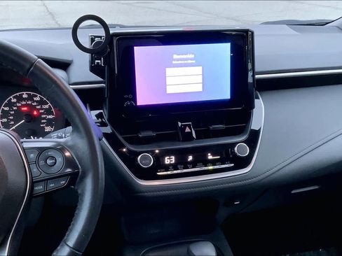 Used 2024 Toyota Corolla SE image 6