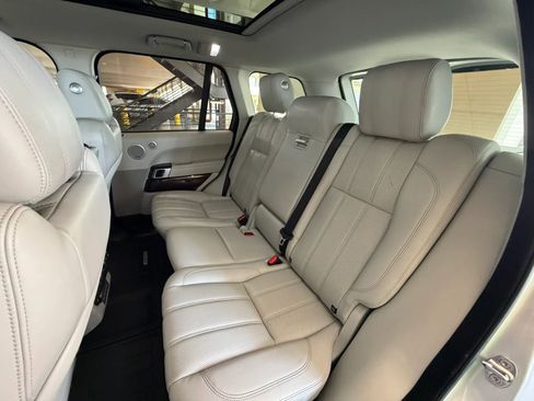 Used 2017 Land Rover Range Rover HSE AWD/4WD image 13