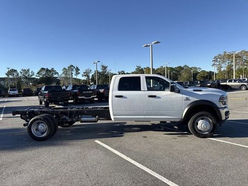 New 2026 RAM 5500 Tradesman image 2