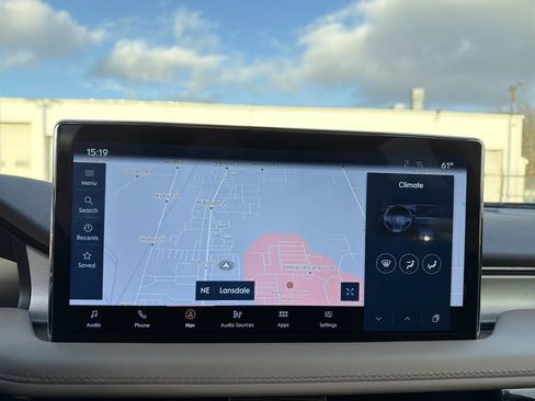 Certified 2023 Lincoln Nautilus AWD w/ Premium Package image 24