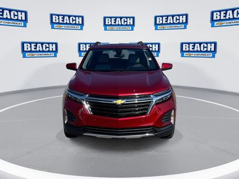 Used 2024 Chevrolet Equinox LT w/ LPO, Floor Liner Package FWD image 3