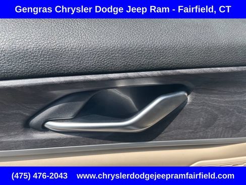Used 2022 Jeep Grand Cherokee Limited 4xe AWD/4WD image 35