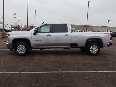 Used 2020 Chevrolet Silverado 3500 LT image 3