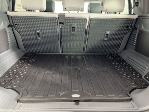 New 2026 Land Rover Defender 110 S image 25