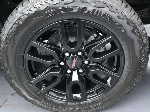 Used 2026 GMC Sierra 1500 Elevation AWD/4WD image 12