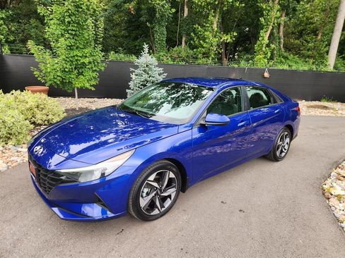 Certified 2023 Hyundai Elantra SEL w/ Convenience Package image 1