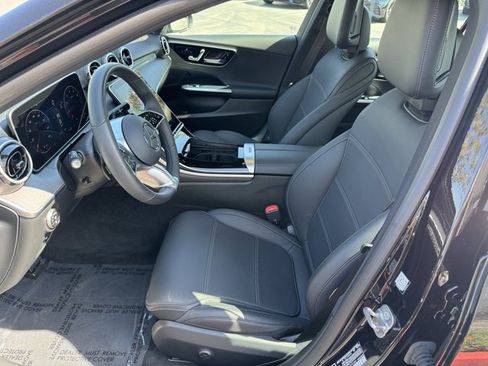 Used 2025 Mercedes-Benz C 300 4MATIC Sedan image 16