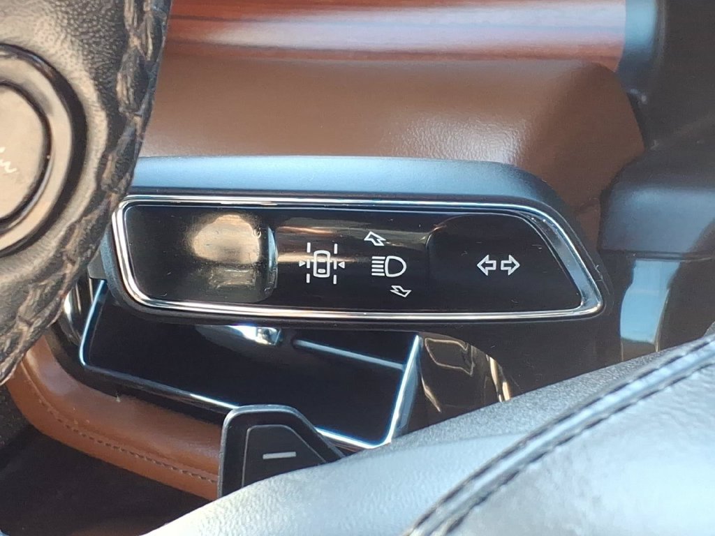 Used 2022 Lincoln Aviator Reserve w/ Equipment Group 201A AWD/4WD image 24