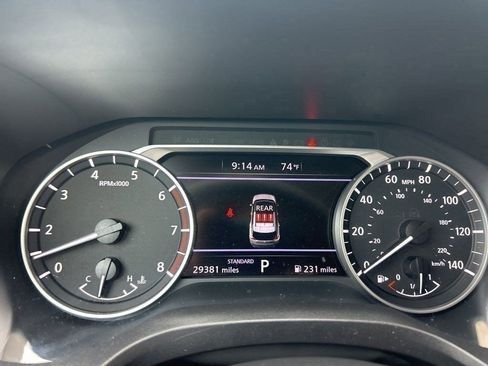 Used 2023 Nissan Rogue S FWD image 11