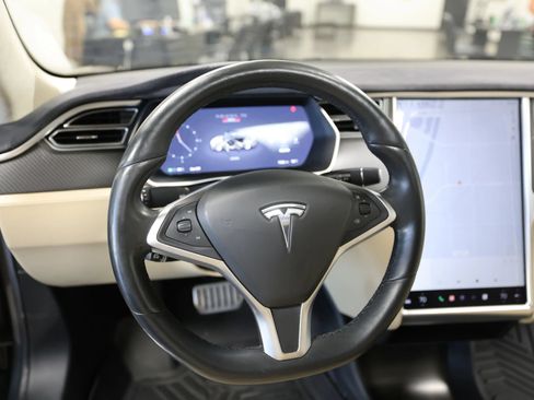 Used 2016 Tesla Model S P90D AWD/4WD image 27