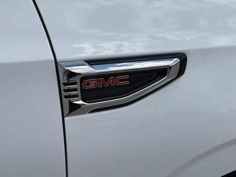 Certified 2025 GMC Yukon Elevation AWD/4WD image 29