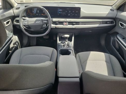 Used 2025 Kia K4 FWD image 11