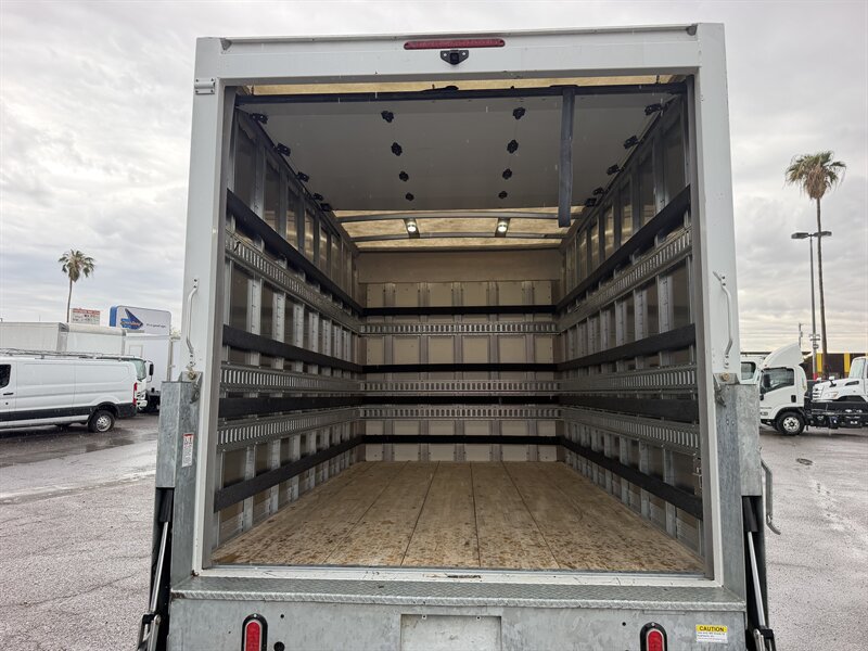 Used 2023 Chevrolet Express 3500 RWD image 9