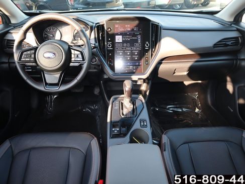 Used 2025 Subaru Crosstrek 2.5i Limited w/ Popular Package #4A image 11