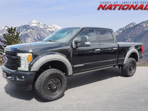 Used 2017 Ford F250 Platinum w/ FX4 Off-Road Package AWD/4WD image 1