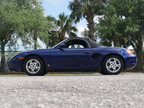 Used 2002 Porsche Boxster RWD image 15