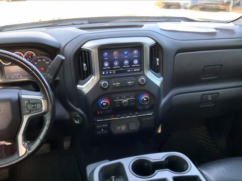 Used 2020 Chevrolet Silverado 1500 RST w/ Texas Edition image 6