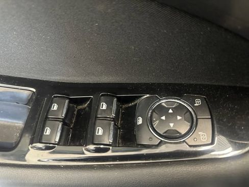 Used 2018 Ford Edge SEL w/ Cargo Accessory Package AWD/4WD image 19