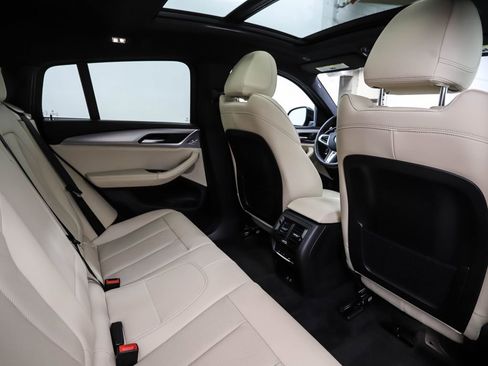 Certified 2025 BMW X4 xDrive30i image 26