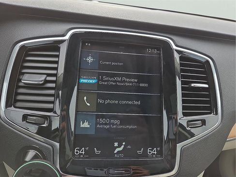 Used 2021 Volvo XC90 T6 Momentum w/ Advanced Package image 12