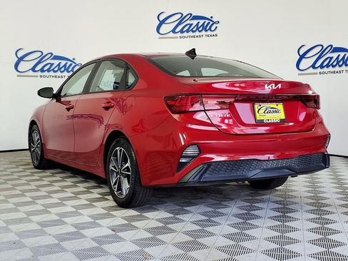 Used 2023 Kia Forte LXS image 2