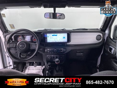 Used 2025 Jeep Wrangler Sport AWD/4WD image 28