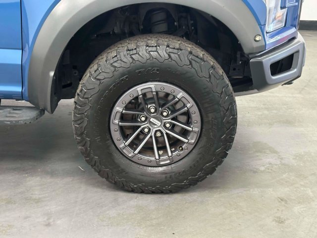 Used 2020 Ford F150 Raptor w/ Equipment Group 802A Luxury AWD/4WD image 20